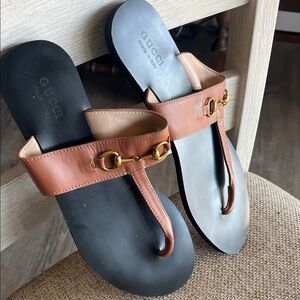 Gucci Black and Tan Leather Sandals